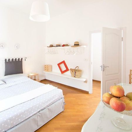 Biba Casa Vacanze Оменья Экстерьер фото
